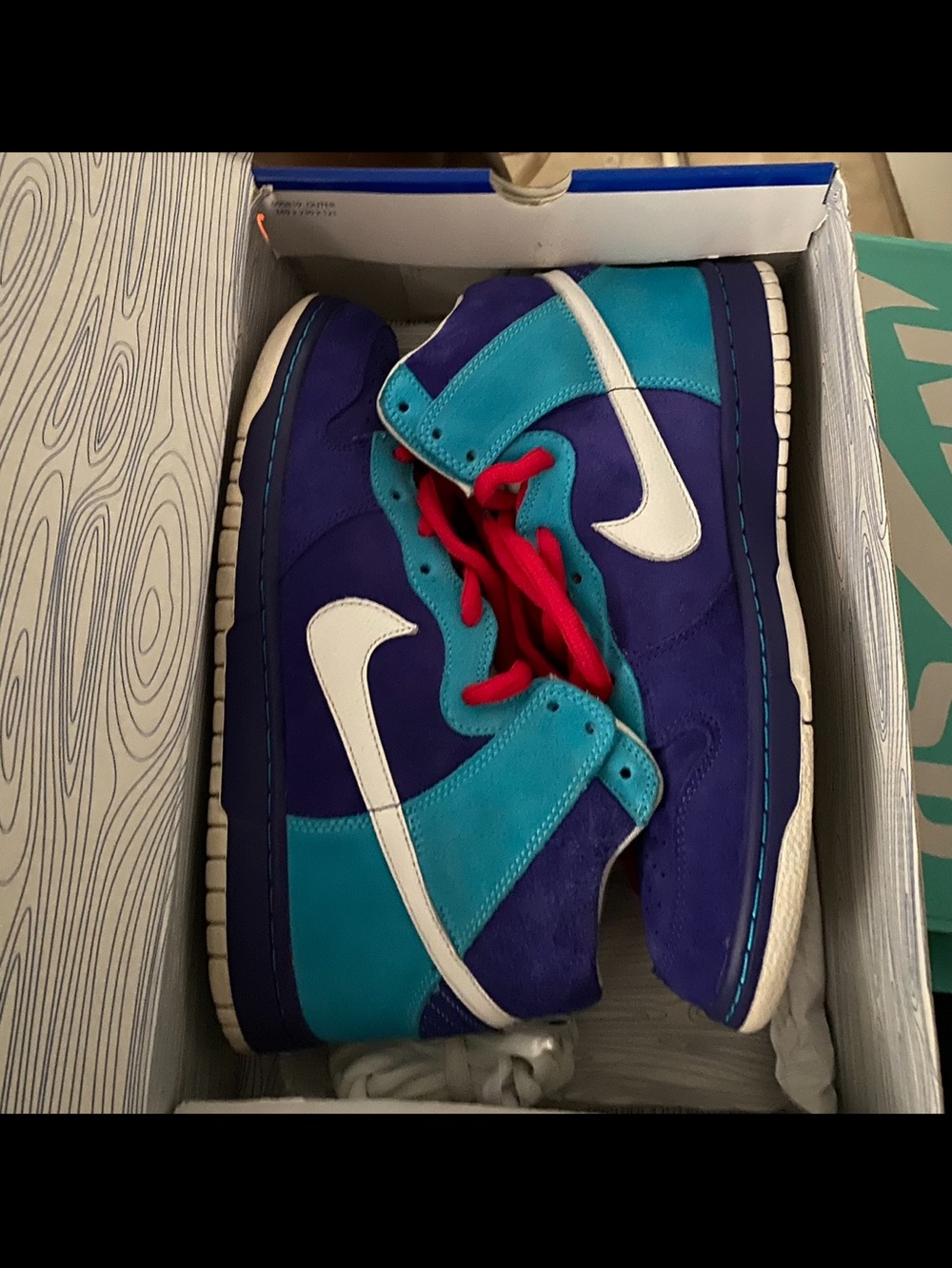 Nike mens Dunk high sb “oceanic airline”